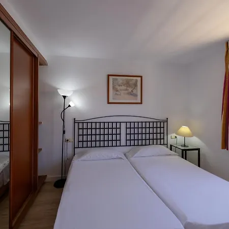 Aparthotel Fuentepark 3*