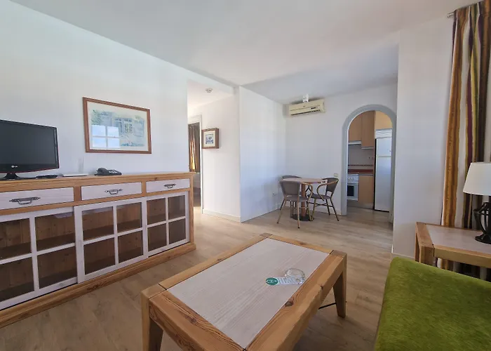 Aparthotel Fuentepark 3*